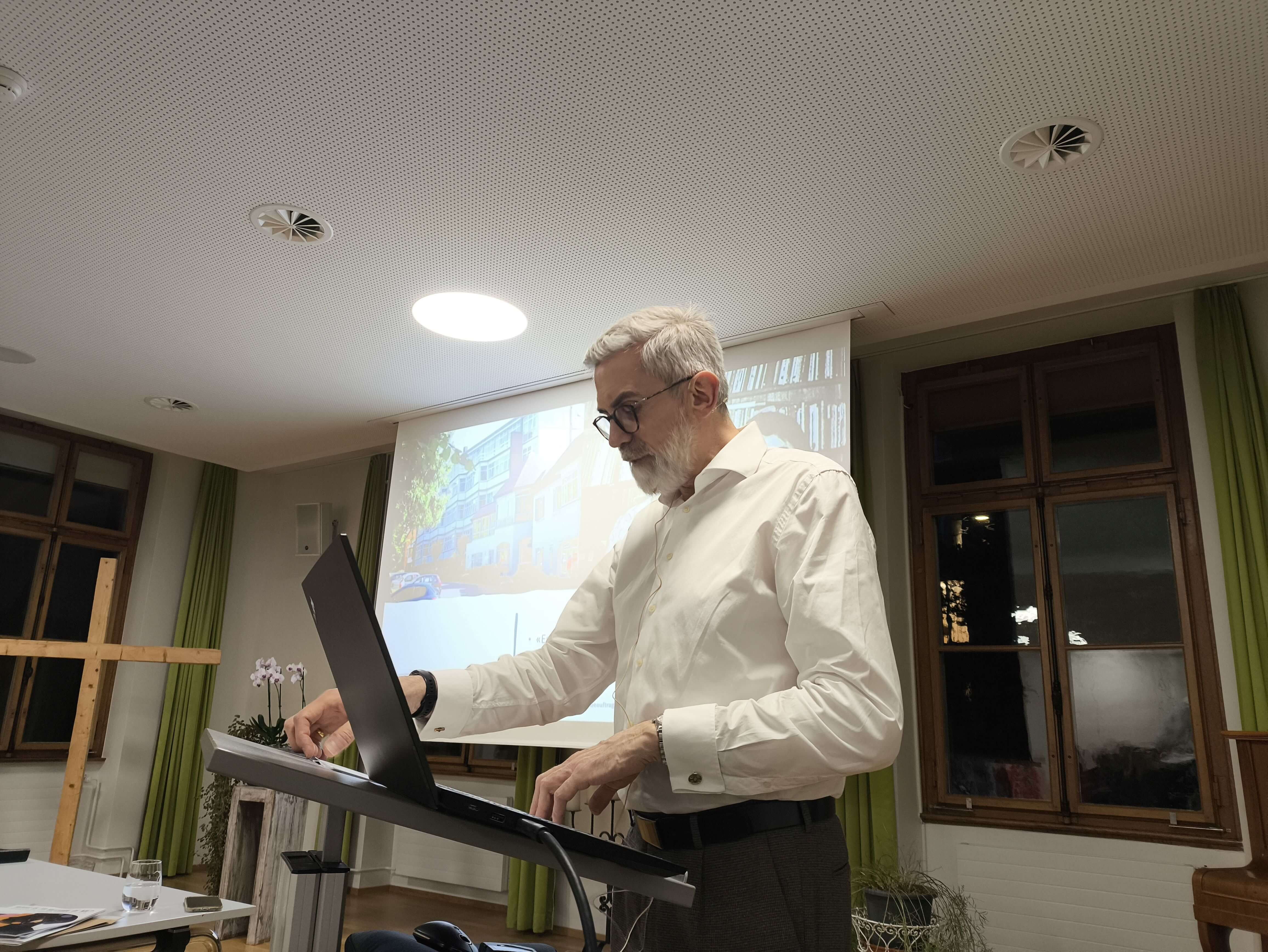 Referent Rev. Dr. Andrew Goodhead